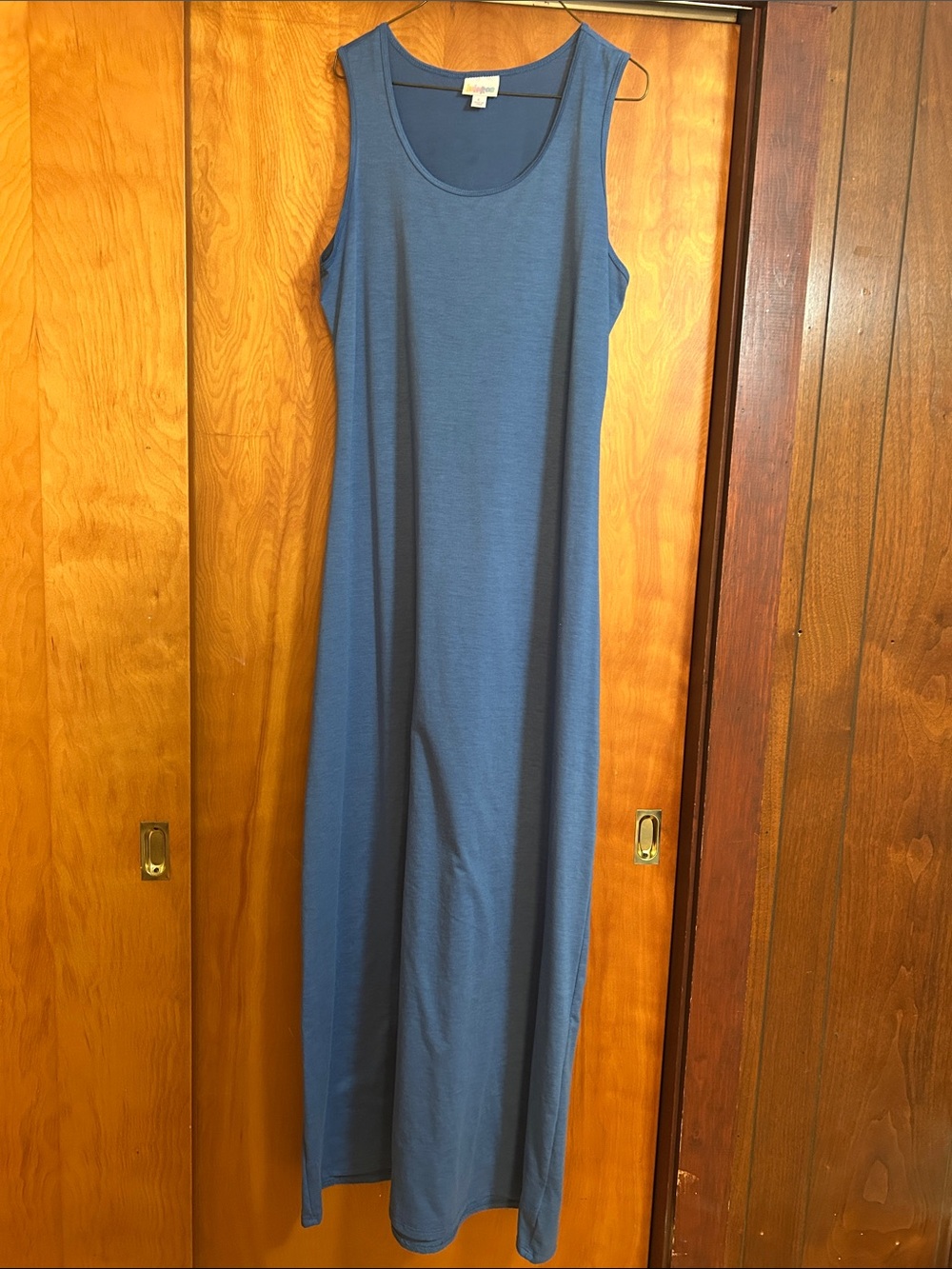 Women’s dresses/ sundresses/maxi dresses